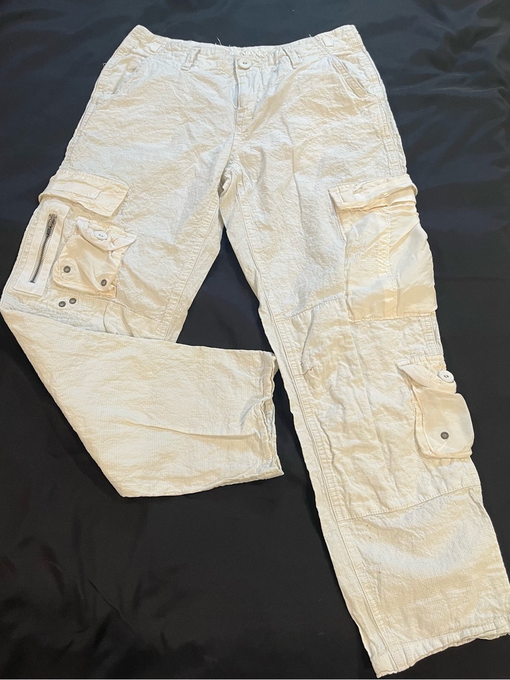 Da NANG  white/cream Cargo Pants